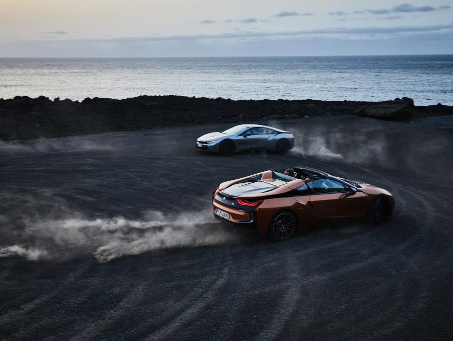  BMW i8 Coupe (I12) 2018 года  (WW) (фото 12 из 25)
